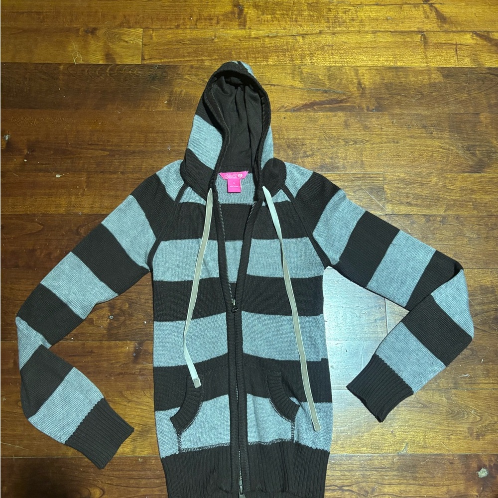 listing-status-banner